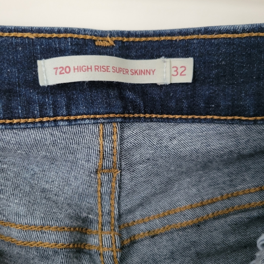 Levi's Women's Dark Blue High-Rise Jeans 32/30 - Picture 5 of 6